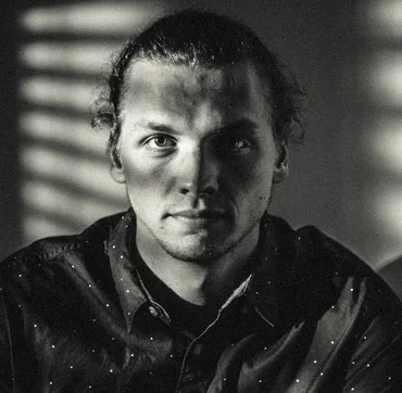 Jakob Döring - 开云APP